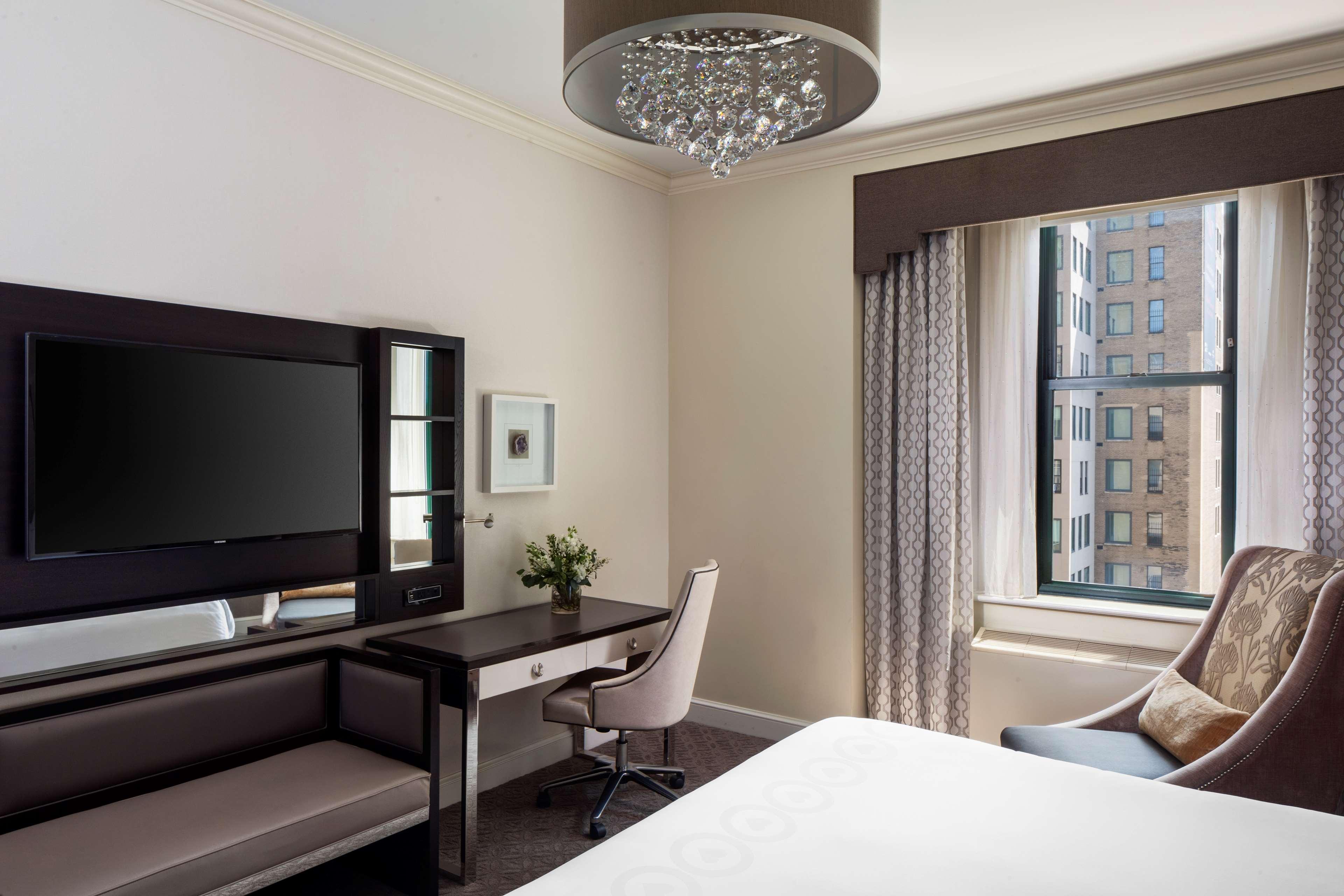 Park South, A Joie De Vivre 4*