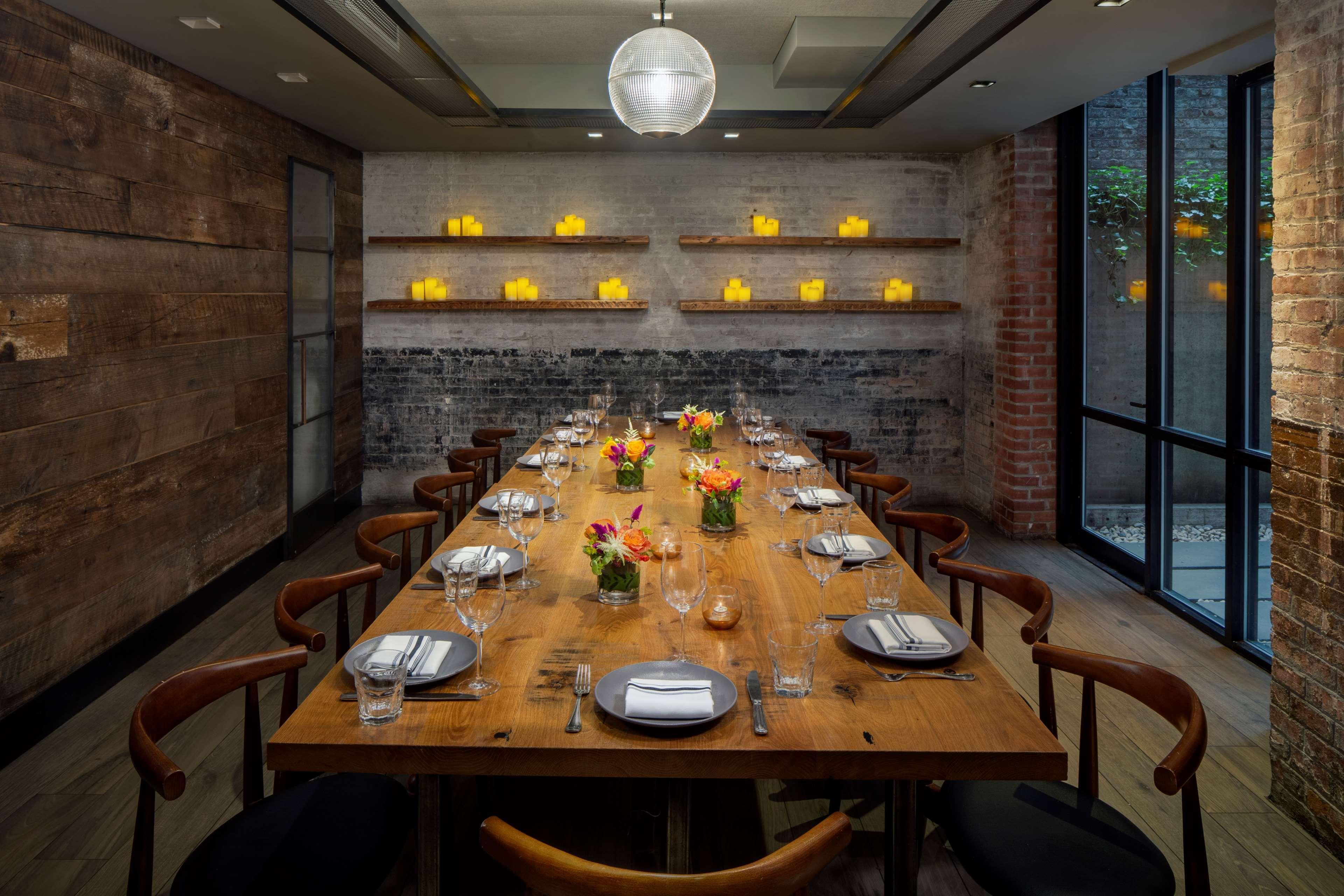 Park South, A Joie De Vivre 4*