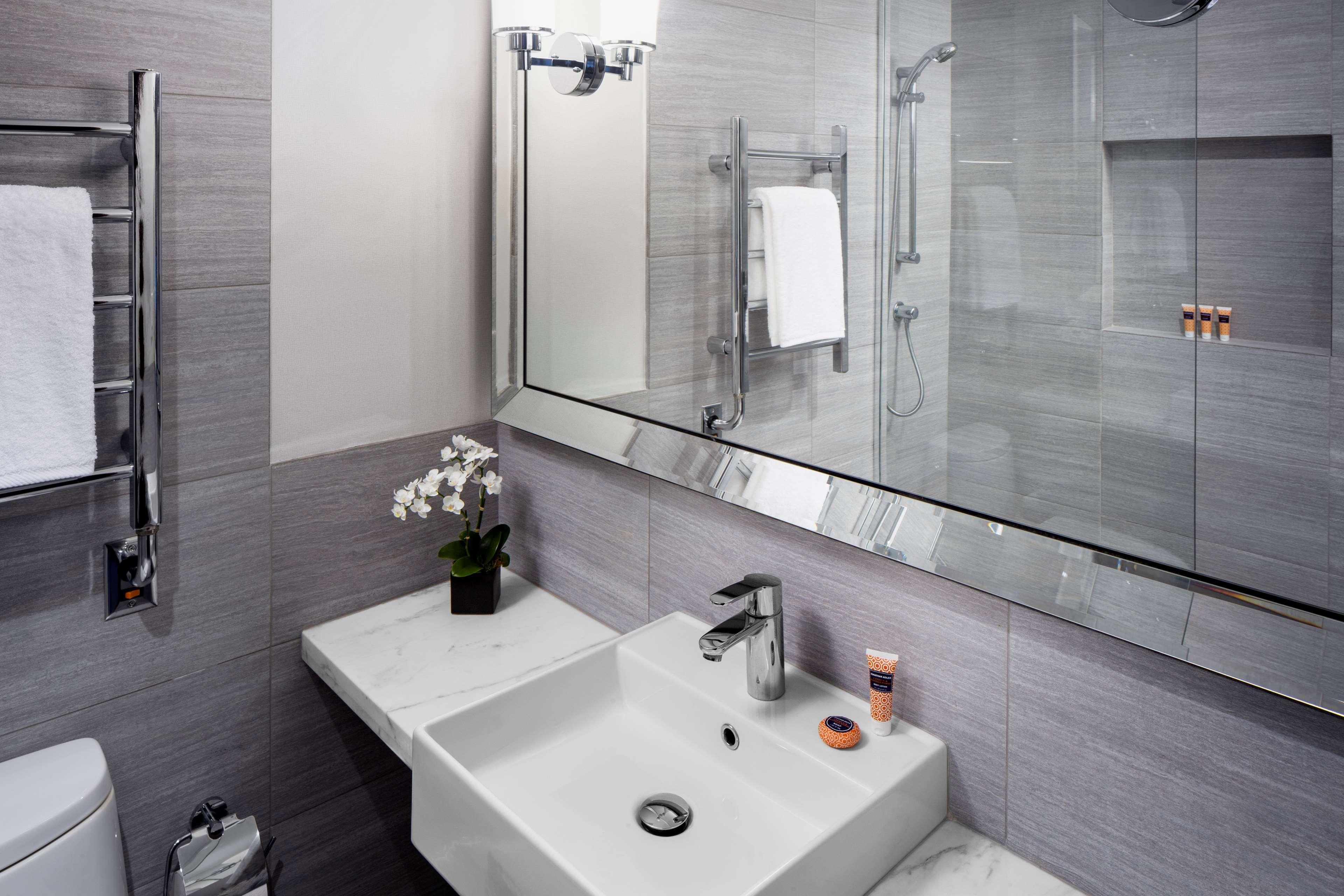 Park South, A Joie De Vivre 4*