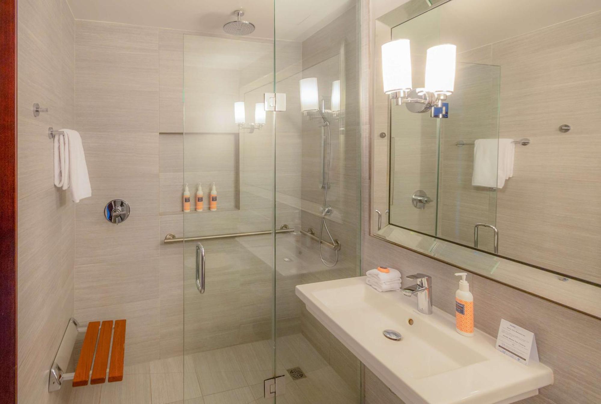 Park South, A Joie De Vivre 4*