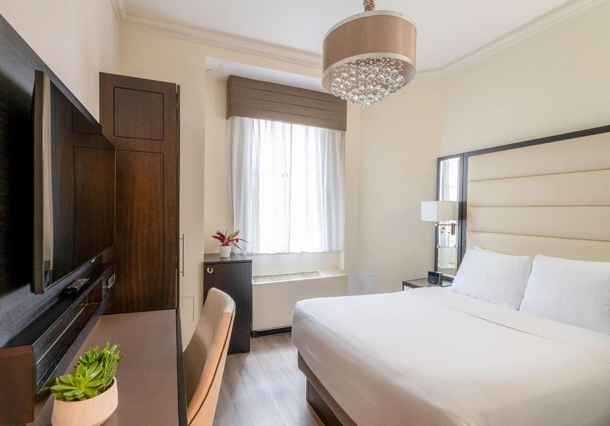 Hotel Park South, A Joie De Vivre